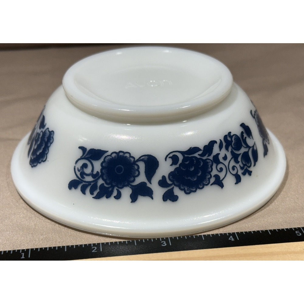 1pc Vintage 70's Avon White & Blue Milk Glass Bowl Floral Small‎ Dish 5" Wide